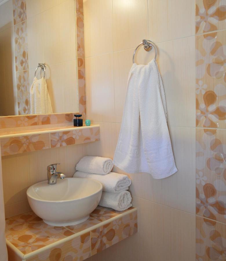 Giannas House Aparthotel Sarti Exterior photo